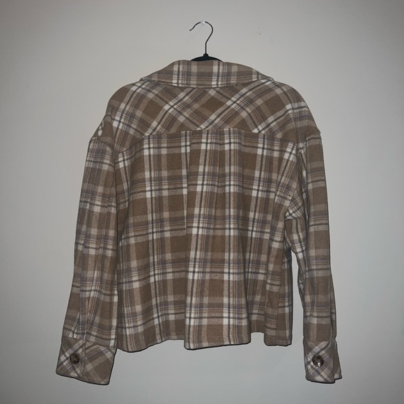 Promesa Plaid Shacket - Picture 4 of 5